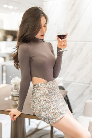 喜爱夜蒲2裸身床戏视频